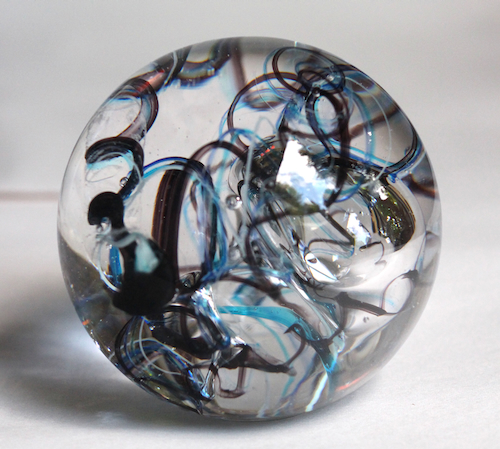 Click to view detail for DB-812 Paperweight - Black Abstract 3x3  $65